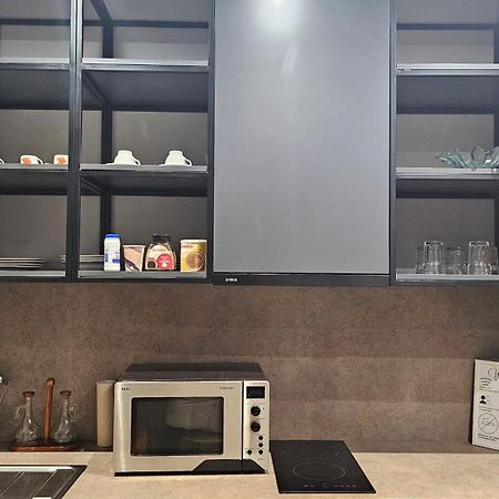 Tam Center Studio Apartment Next To Blloku No2 Tirana Kültér fotó