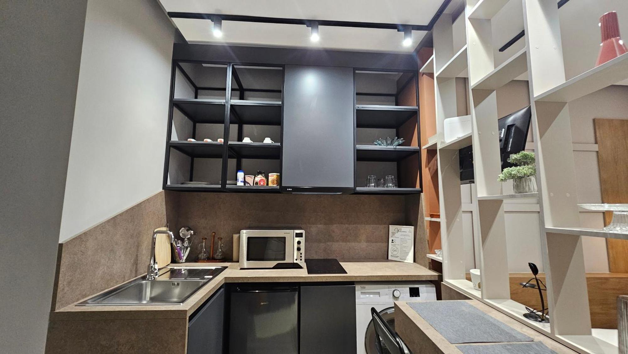Tam Center Studio Apartment Next To Blloku No2 Tirana Kültér fotó