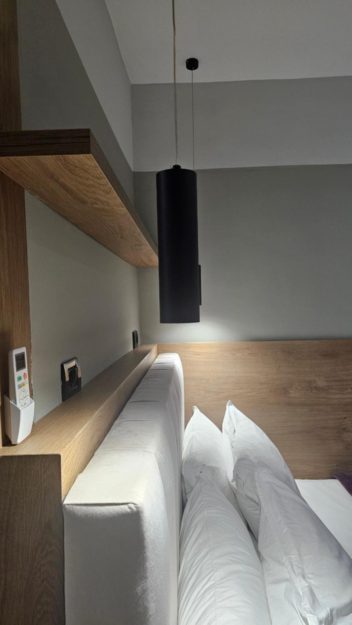 Tam Center Studio Apartment Next To Blloku No2 Tirana Kültér fotó