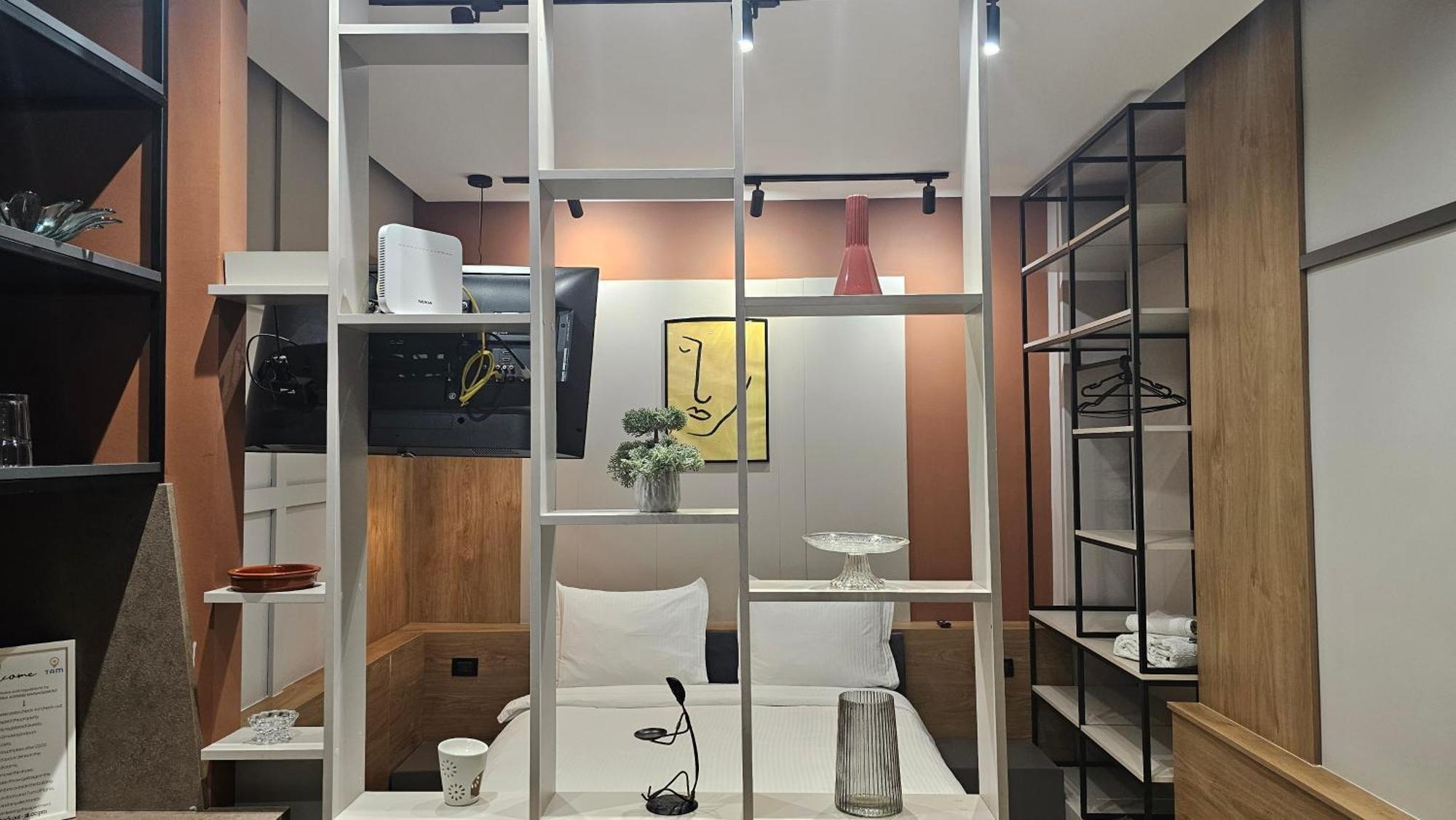 Tam Serviced Studio Apartments Next To Blloku Tirana Kültér fotó