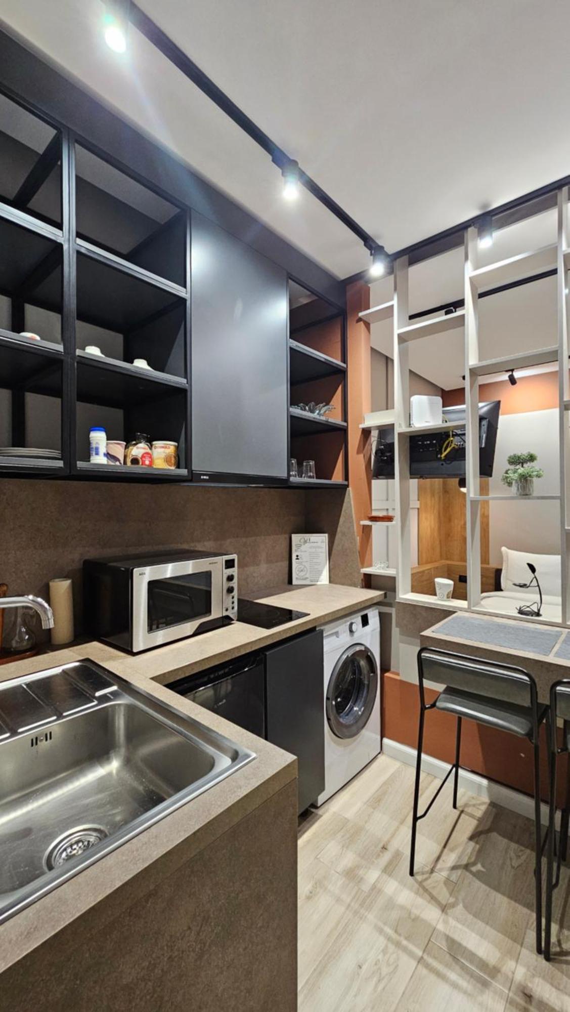 Tam Serviced Studio Apartments Next To Blloku Tirana Kültér fotó