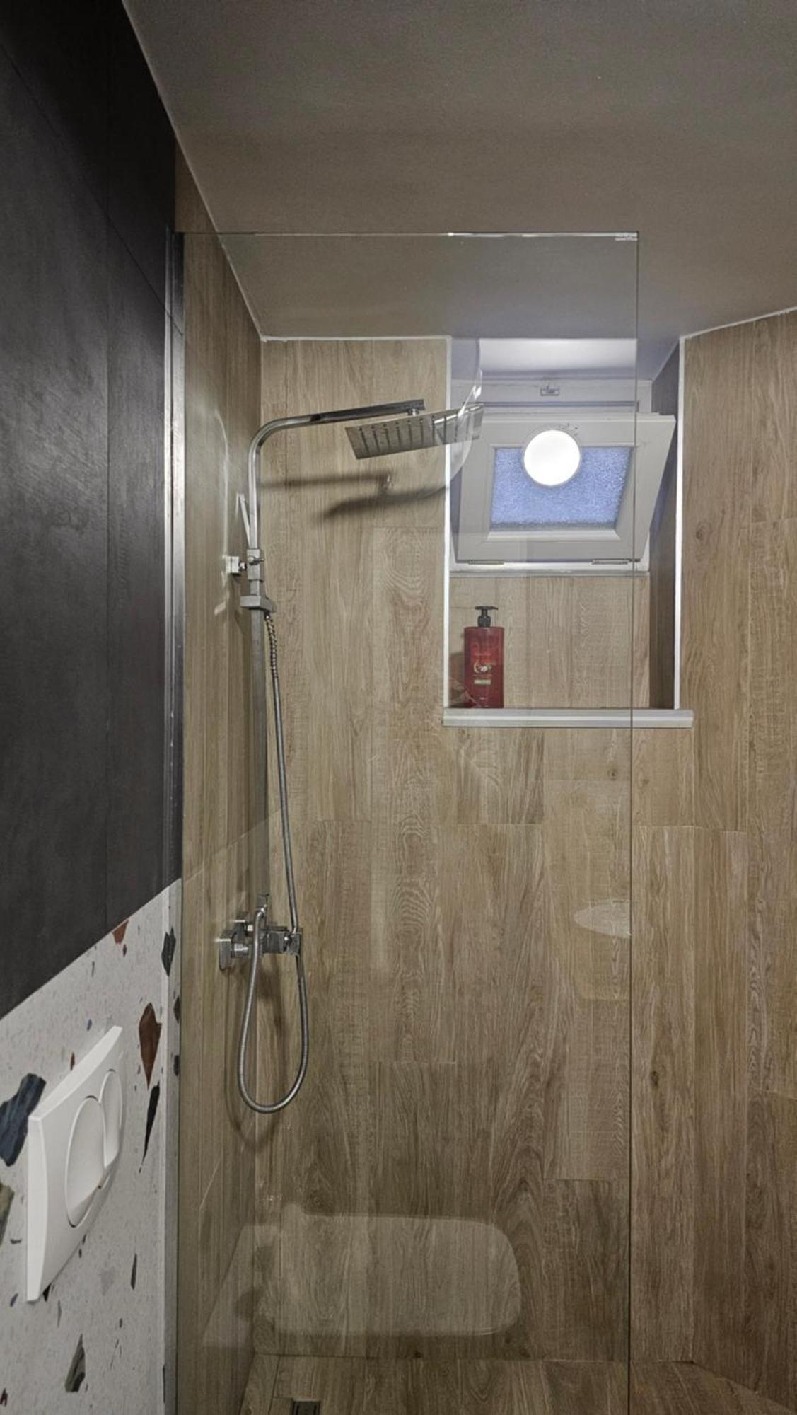 Tam Center Studio Apartment Next To Blloku No2 Tirana Kültér fotó